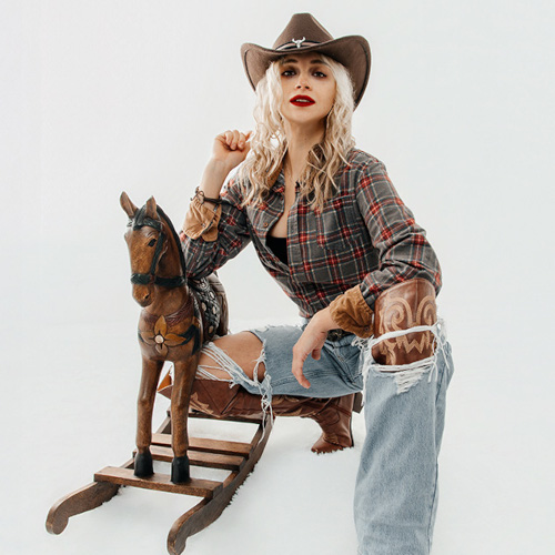 Cowboy-Fotoshooting im Fotostudio Holzkirchen – Wildwest-Stil